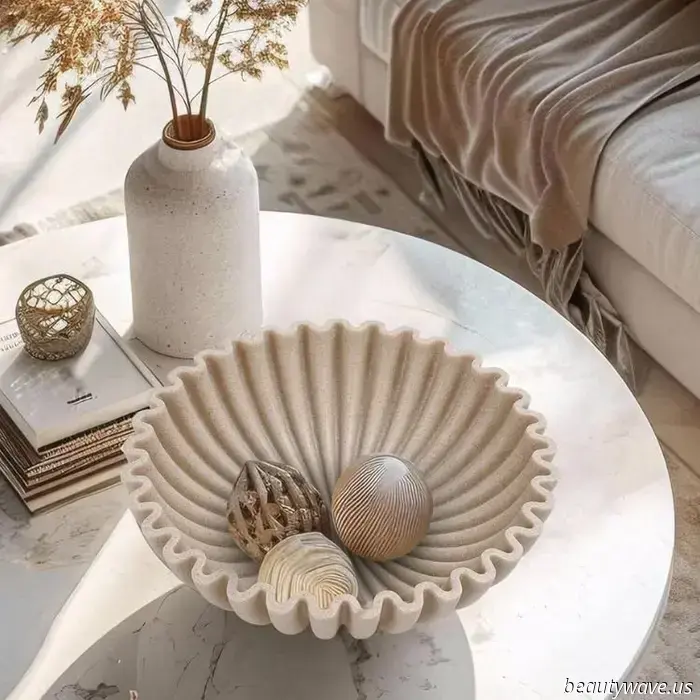 A "Purse Bowl" is the organizational hack for your entryway that you should definitely try.