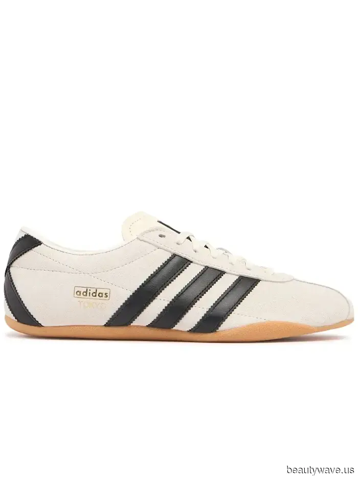 I Named the Cuffed-Jeans Trend—7 Shoes That Fashion Enthusiasts Are Pairing with the Stylish Denim Look