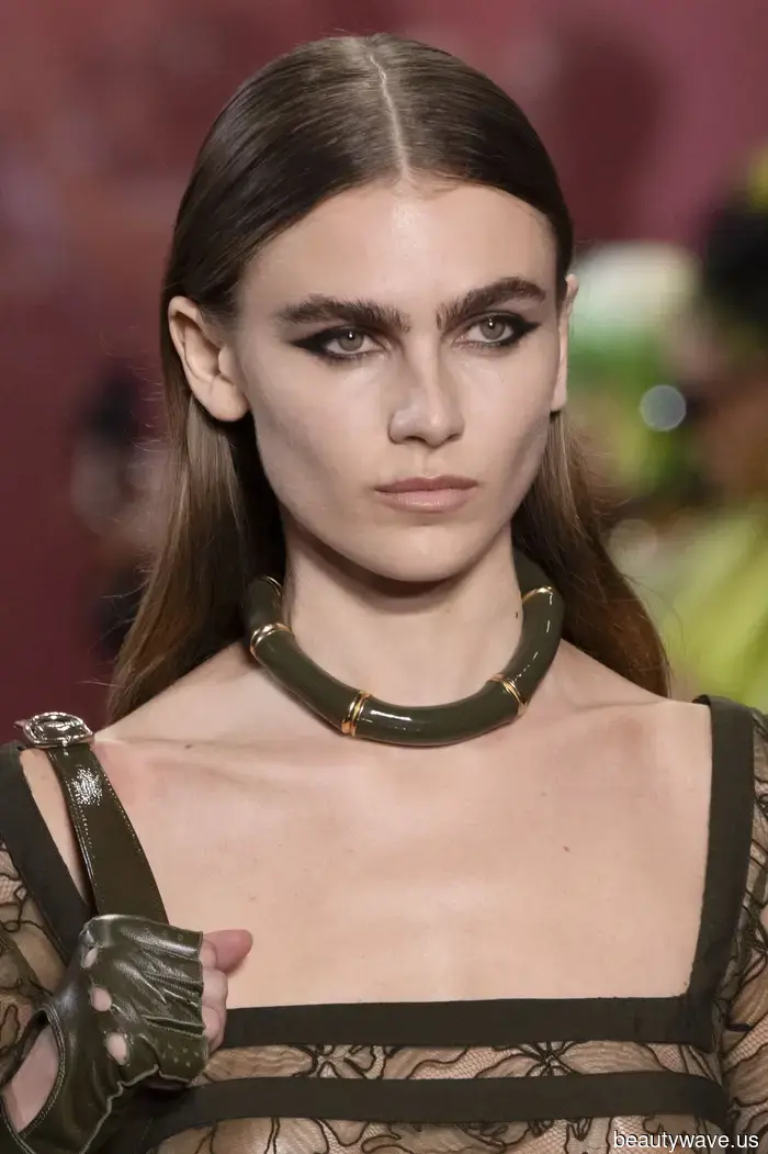 5 Jewelry Trends I'm Investing In This Summer to Elevate My Simple Outfits and Make Them Look Chic and Luxurious