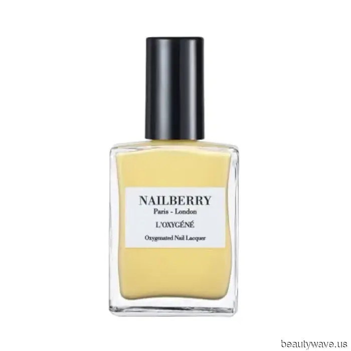 Experts Recommend: This May, Your Nail Appointment Should Feature These Luxurious, Trendy Colors