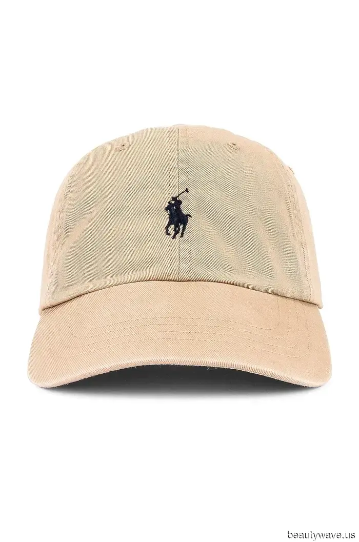 7 Modi per Abbinare l'Accessorio Invernale di Tendenza che Tutti Quelli che Conosco Stanno Indossando con Cappotti e Maglioni