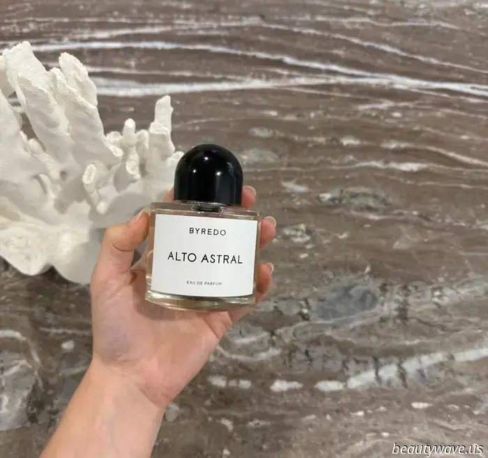I’ve never considered myself a fan of coconut scents, but Byredo's new Alto Astral has changed that.