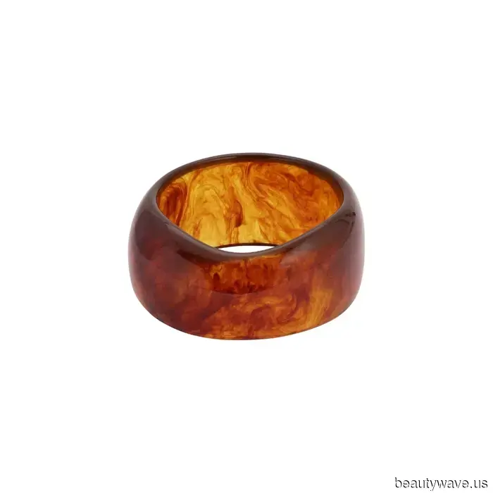 This Fall, these 44 accessories will be seen on all the stylish individuals in NYC, Paris, and L.A.