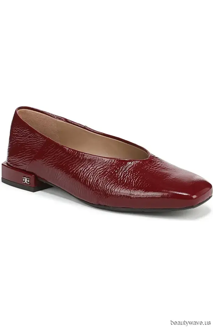 Clicca qui per la prova che questo sofisticato colore di scarpe funziona sia con i jeans che con i vestiti