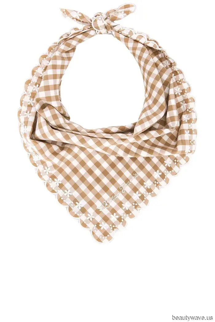 The 2025 Vacation Collection: All the Stylish Trends and Brands to Include in Your Luggage