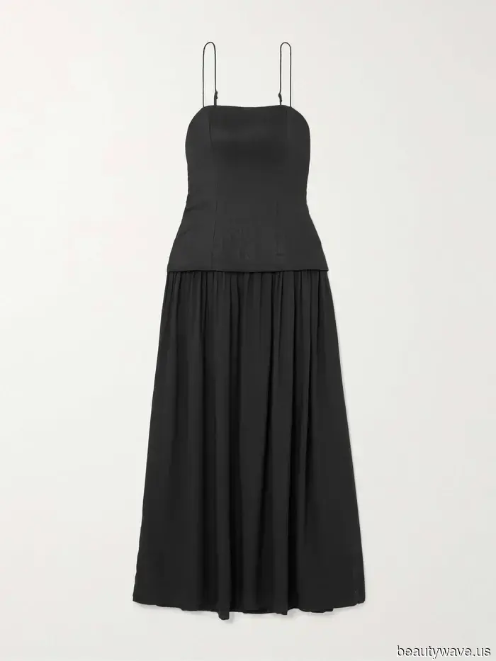 Who What Wear editors shared with me their top 25 fashion discoveries for this month.