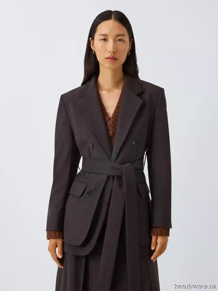 Le collaborazioni di alta moda non possono essere migliori di questa&mdash;Questi sono i 26 pezzi più chic di John Lewis X Rejina Pyo