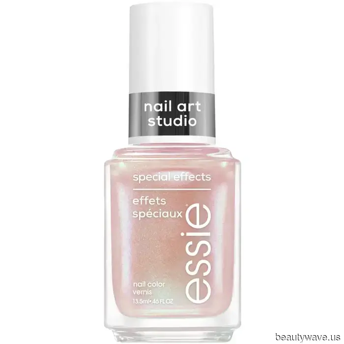 Experts Recommend: This May, Your Nail Appointment Should Feature These Luxurious, Trendy Colors