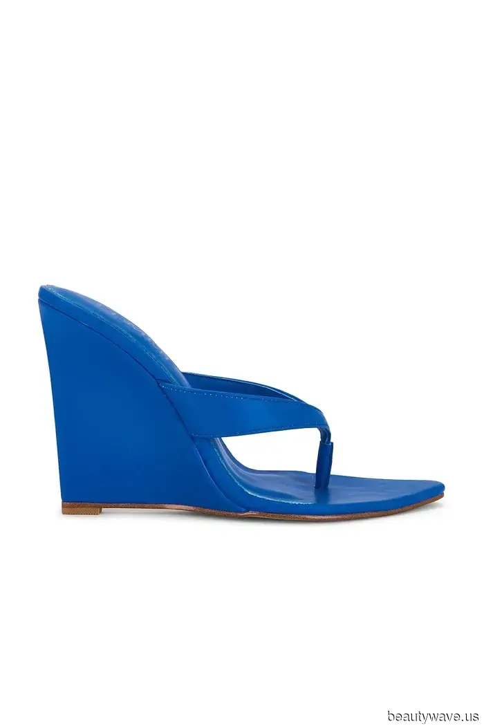7 Wedge Sandal Looks That Are Suddenly Everywhere