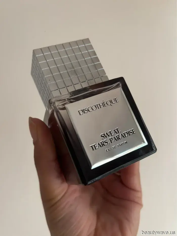 Fidati di me, i profumi amari sono la tendenza di fragranza più sofisticata di quest'estate.