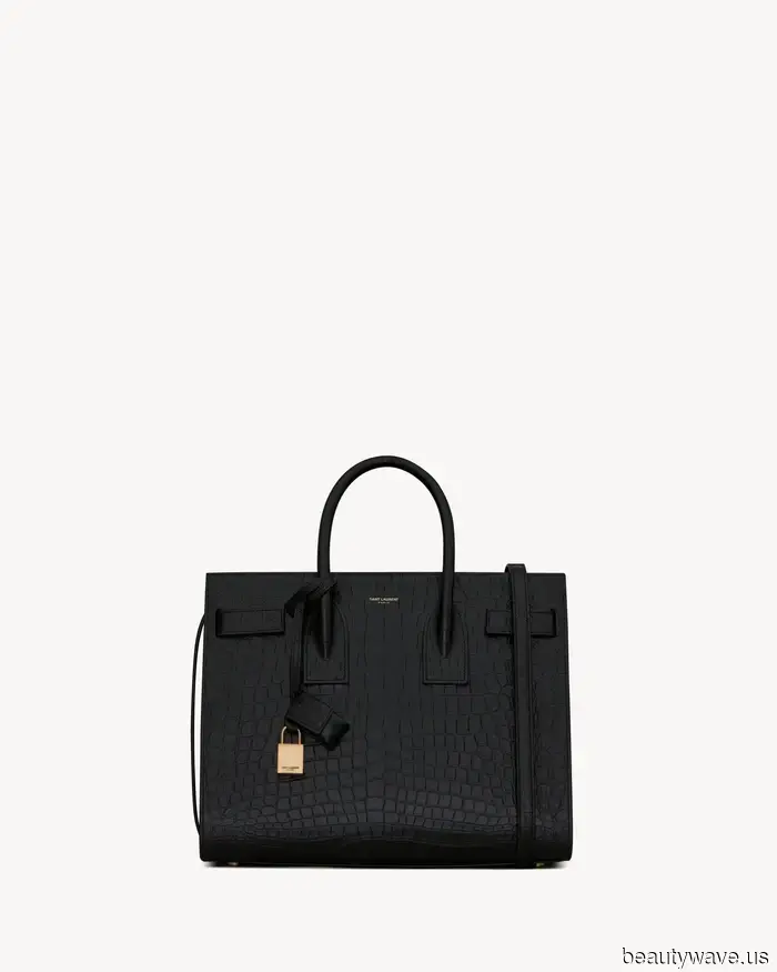 So che hai un gusto classico se stai portando questa borsa senza tempo.