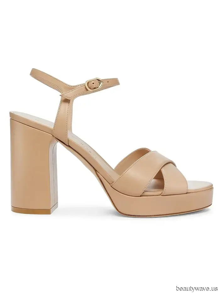 Le décolleté bianche sono belle, ma le spose del 2026 cammineranno lungo il corridoio con queste 6 tendenze di scarpe inaspettate.