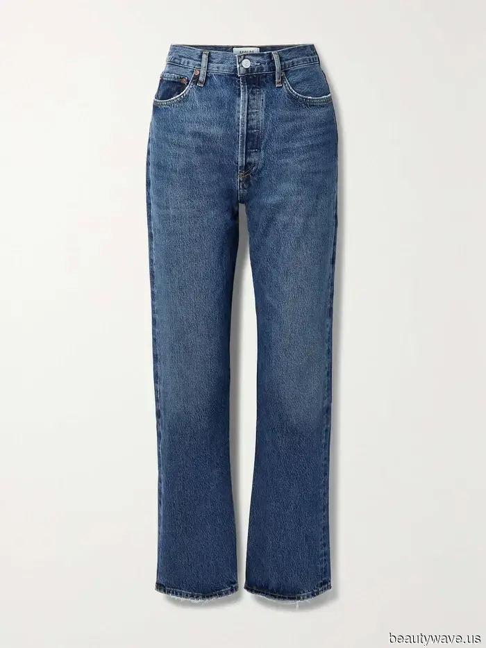 Modeleute in Paris werden ihre Jeans mit diesem offensichtlichen Oberbekleidungsstück im Herbst stylen.