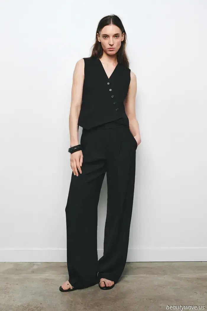 I couldn't help but observe that the trendiest dressers in L.A. consistently pair this shoe style with black trousers.