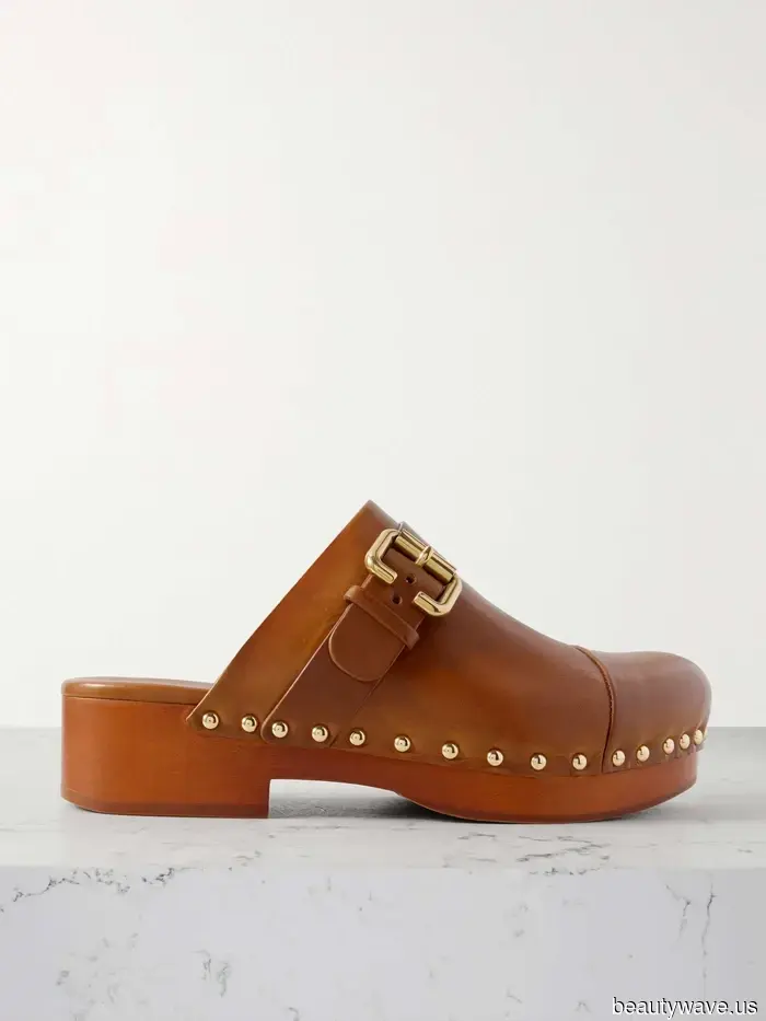 Fatti da parte, scarpe di gelatina&mdash;predico che *questa* tendenza delle scarpe chunky sarà ovunque questo autunno