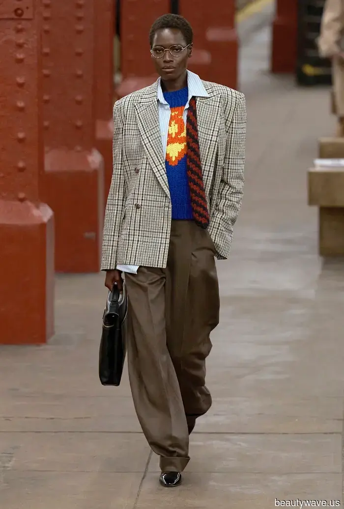 6 Tendenze che tutte le ragazze alla moda indosseranno nel 2026 sono state appena rivelate al Chanel M&eacute;tiers d'Art Show a…