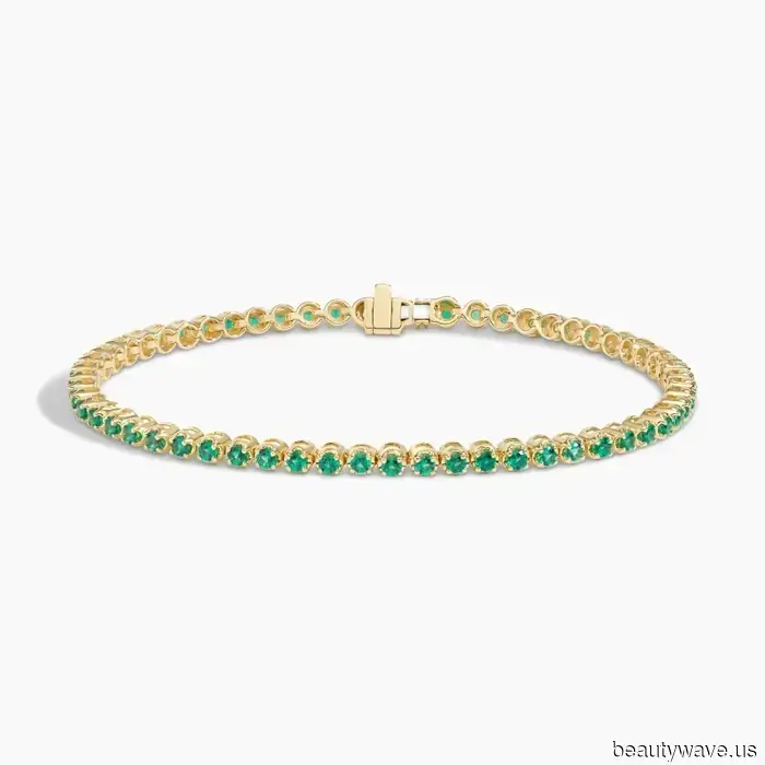 Il Colore Specifico che Sta Dominando nell'Upper East Side