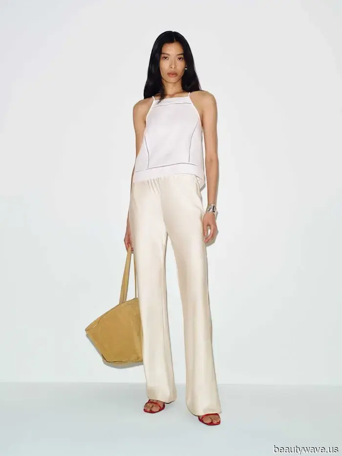 Questo top alla moda ha reso i pantaloni basic di Nicole Kidman così eleganti a New York.