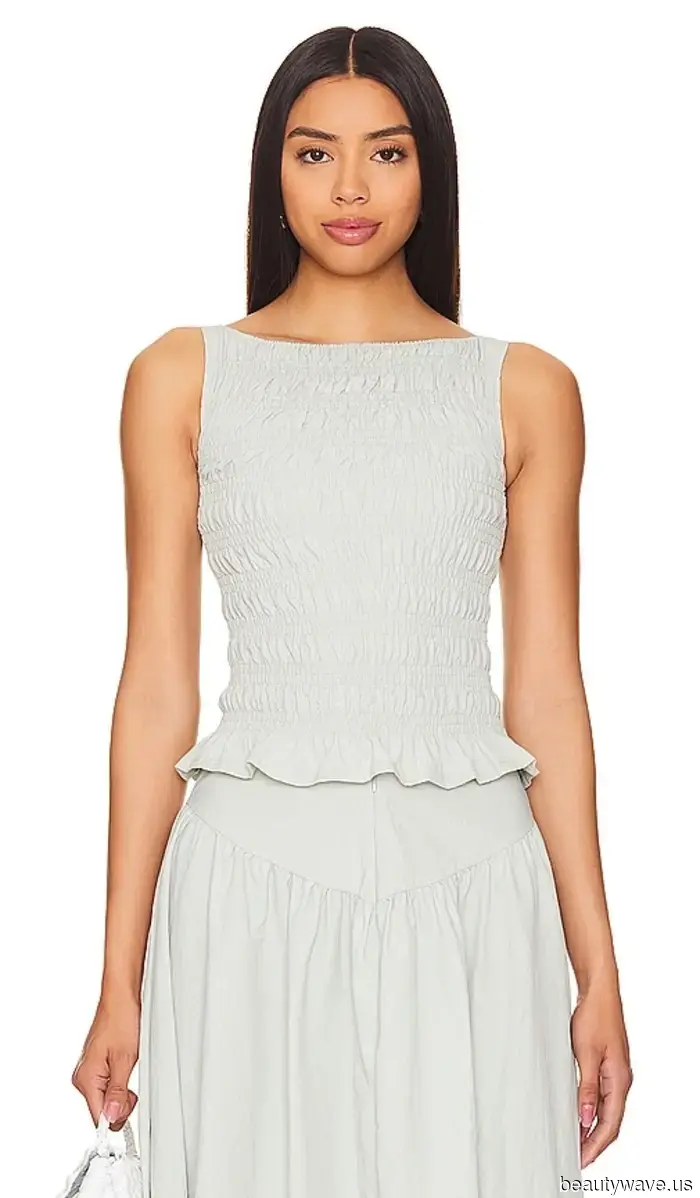 People are avoiding basic white tank tops in favor of a trend that enhances outfits significantly.