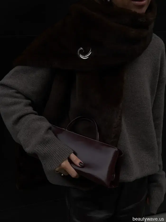 Die Taschen unter 500 $, die jeder in NYC und Paris trägt und die zehnmal so teuer aussehen