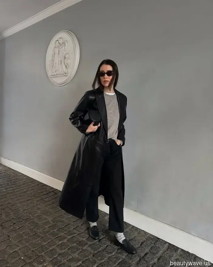 6 schicke Farben, die Ihre vergessenen schwarzen Jeans sehr 2025 wirken lassen