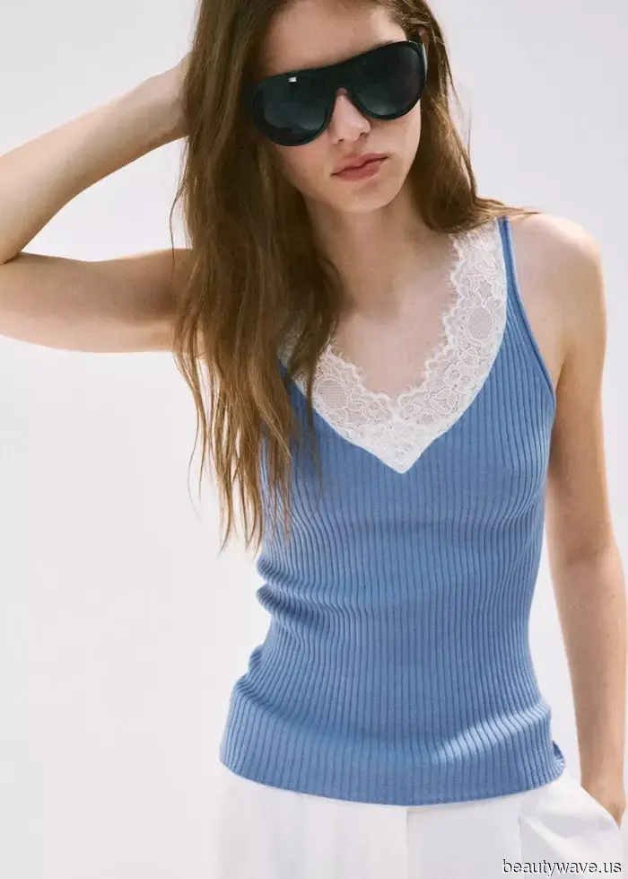 If Parisian women are sporting lace this autumn, it looks just like this.