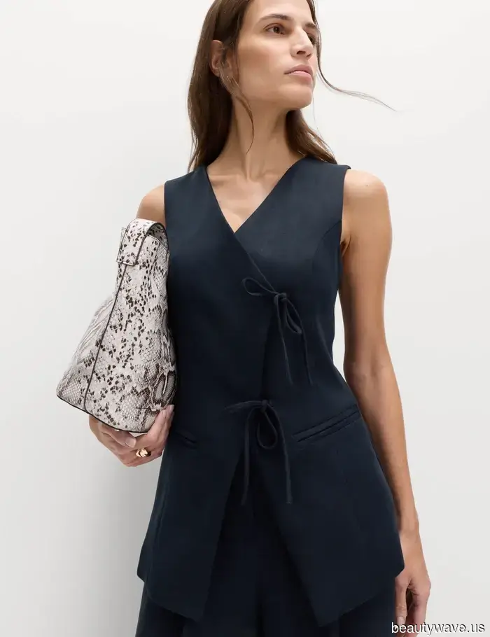 Improvvisamente, ogni donna elegante indossa i pantaloni in lino chic di M&S&mdash;ma non rimarranno in stock per…