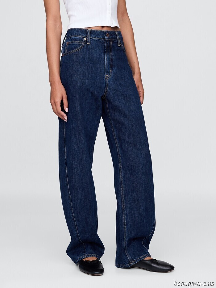 A Fashionista from New York Visits Gap—23 Items They'd Choose for Summer.