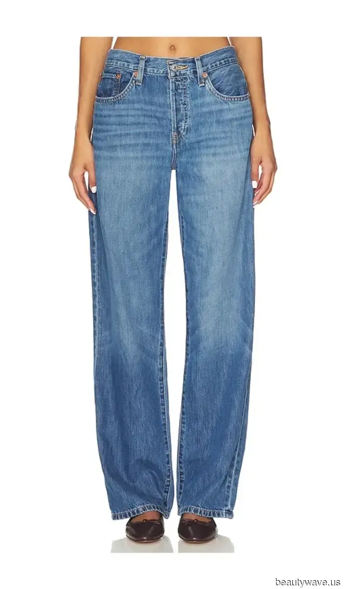 The 24 Top Wide-Leg Jeans to Buy This Season, Recommended by Fashion Editors