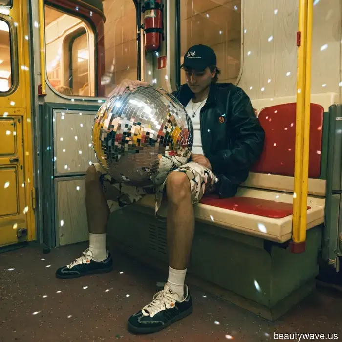 Mini album di danza dell'artista e presentatore di Muz-TV