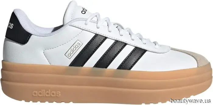 Le Migliori Scarpe Sono in Offerta per il Prime Day&mdash;43 Stivali, Ballerine, Mocassini, Tacchi e Sneakers da Prendere Subito