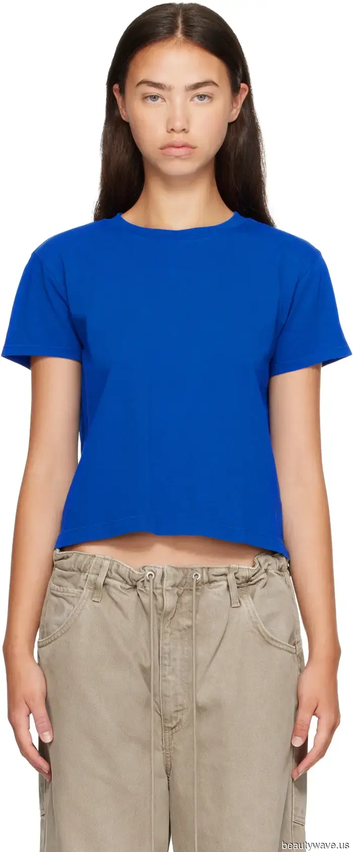 Farewell to the White Tee—Opt for This Surprising Top If You Aim to Dress Like a Fashionable Individual