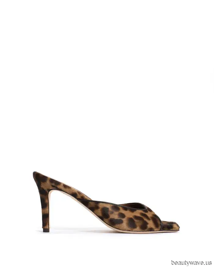 Le scarpe con stampa leopardata non erano sulla mia scheda del bingo di Cannes, ma Alexa le rende così chic.