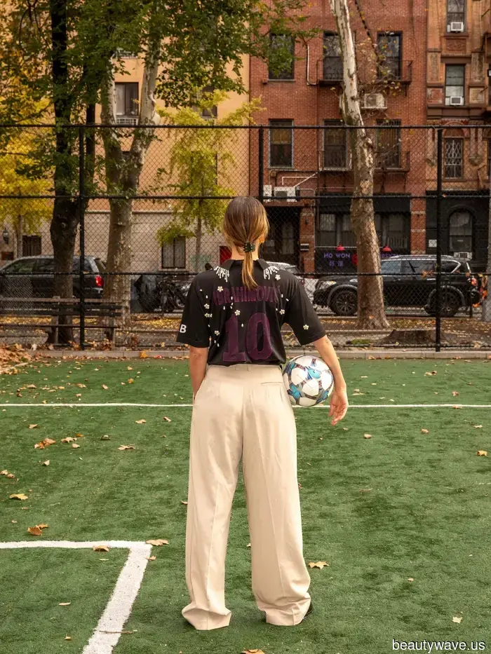 As a Fashion Editor who is passionate about football, here are 5 trendy styles you should be aware of to become a World Cup expert.