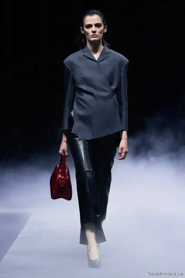 Khaite Demonstrates How to Achieve the Look of the Perfectly Sophisticated Cool Girl.