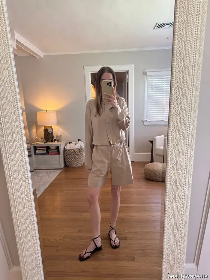 I work in fashion in NYC—here are the 7 summer shoe trends featured in my capsule wardrobe.