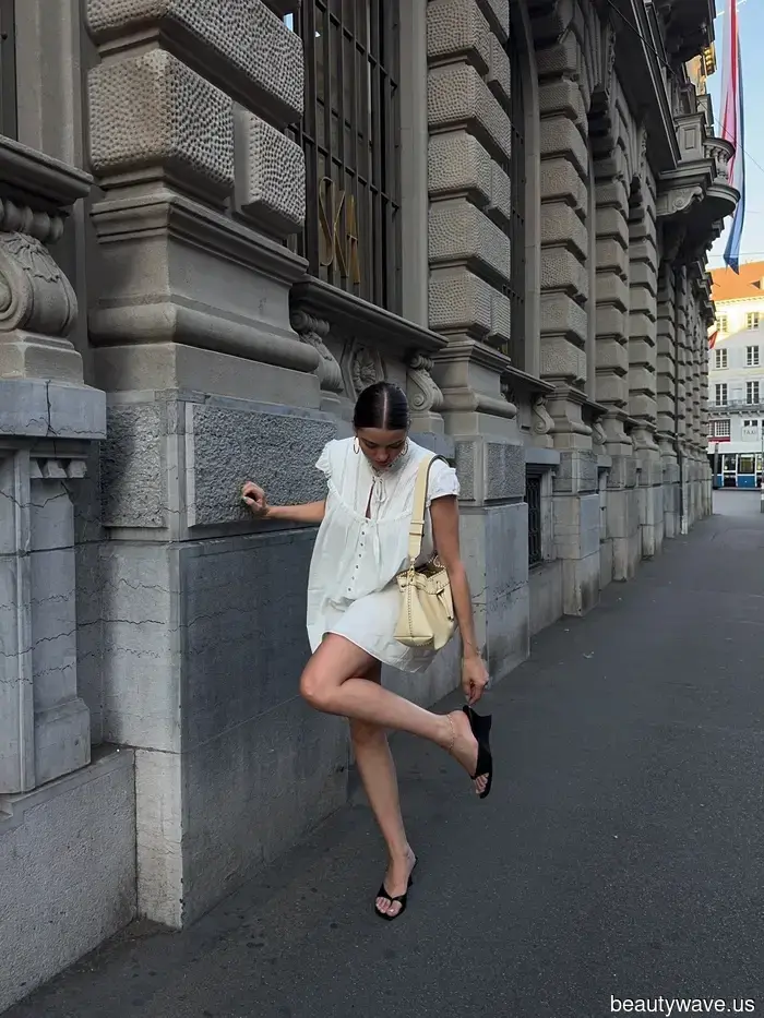Don’t let flip-flops know, but they’re beginning to feel rather "repetitive"—I’m opting for these 6 summer styles instead…