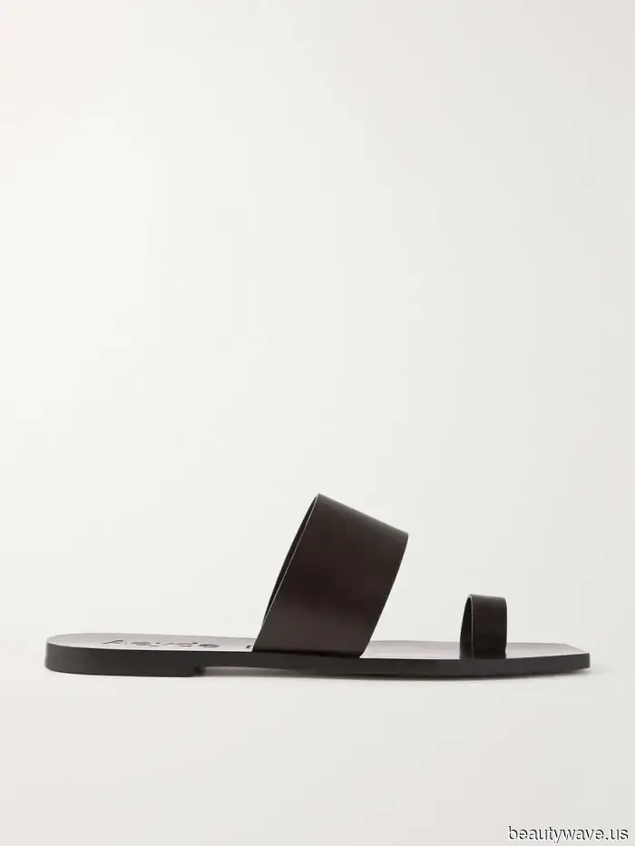 Vergiss Flip-Flops&mdash;NYCs schickste Millennials tragen diesen veralteten Sandalentrend mit Hosen.