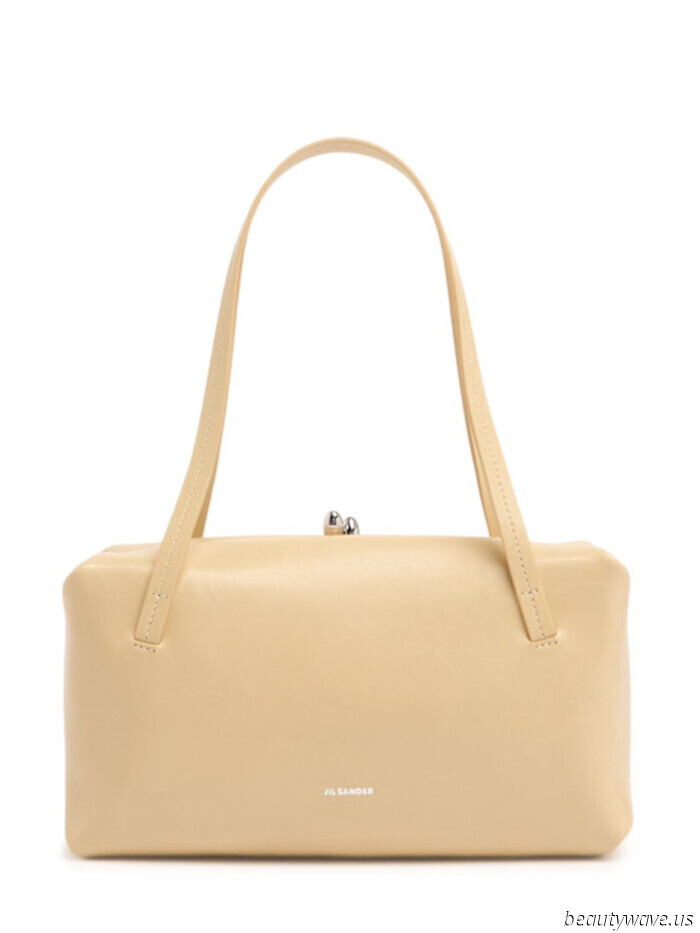 I’m in the market for a new designer bag—here are 25 that are at the top of my list.