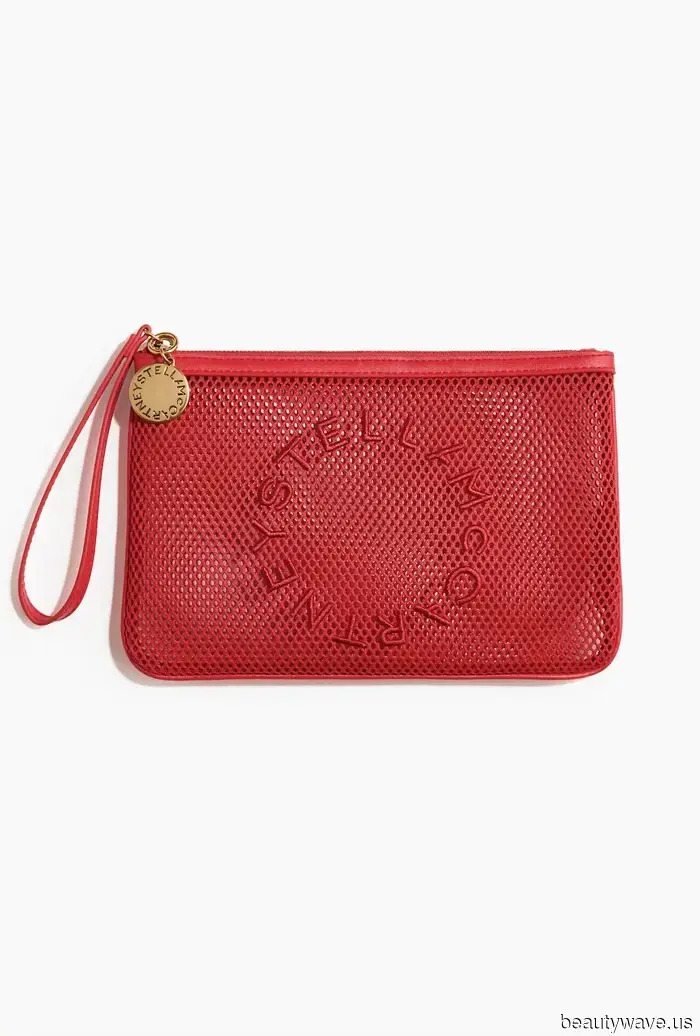 H&M X Stella McCartney è ufficialmente qui&mdash;15 pezzi eleganti che prevedo si esauriranno entro l'ora di pranzo