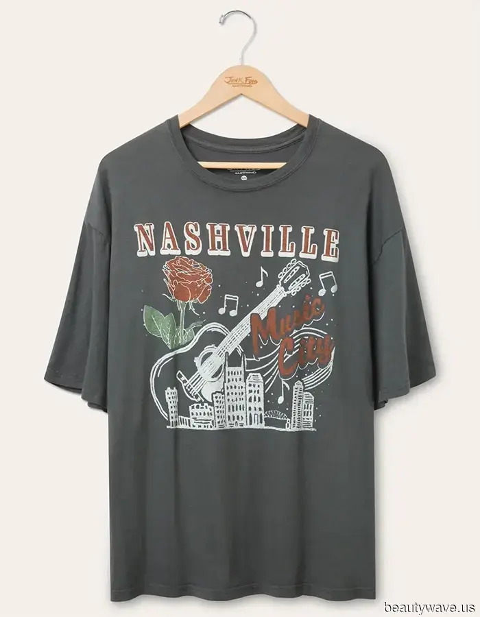 Stilvolle Eltern von Tokio bis Paris teilen ihre Alltagsuniformen, die funktionieren