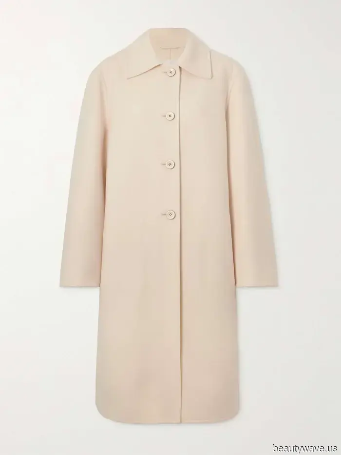 Ancora più elegante del beige&mdash;I cappotti sembrano i più costosi in questa tonalità sofisticata