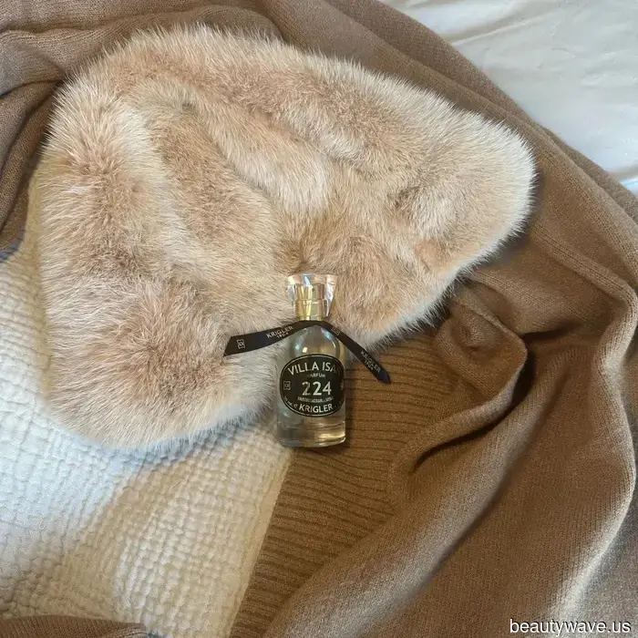 Pick Up Your Coffee Mugs and Cable Knits—These Warm Scents Are Essentially Approved by Gilmore Girls.