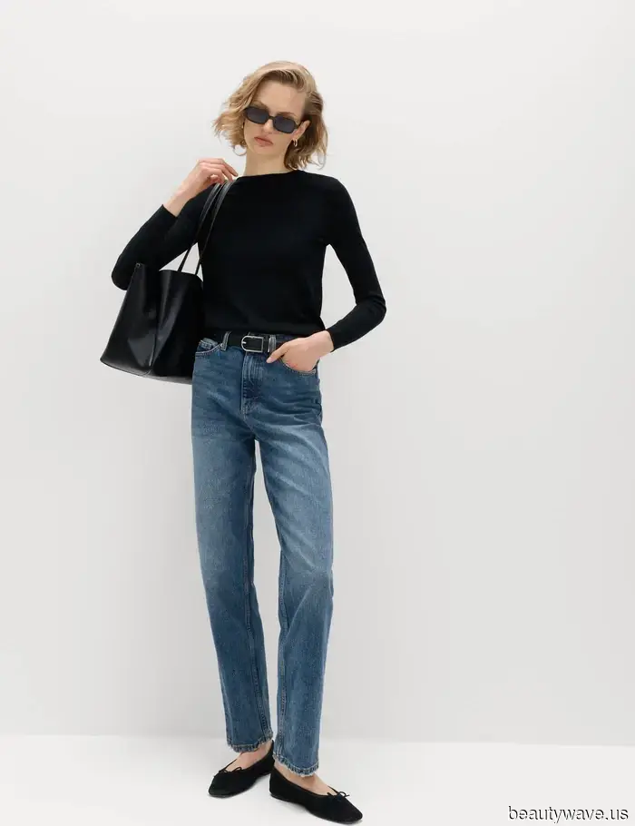 Minimalists Concur: Knitwear Pairs Best with This '90s Denim Style