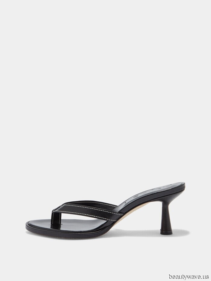 I’m employed in the fashion industry in NYC, and this is my capsule wardrobe (it creates stylish outfits).