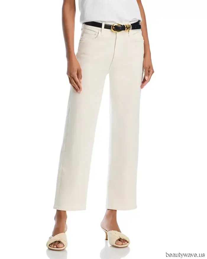 Not Pure White, Not Khaki— the "Just Right" Denim Color Trend That Celebrities in Their 60s Are Pairing with White...