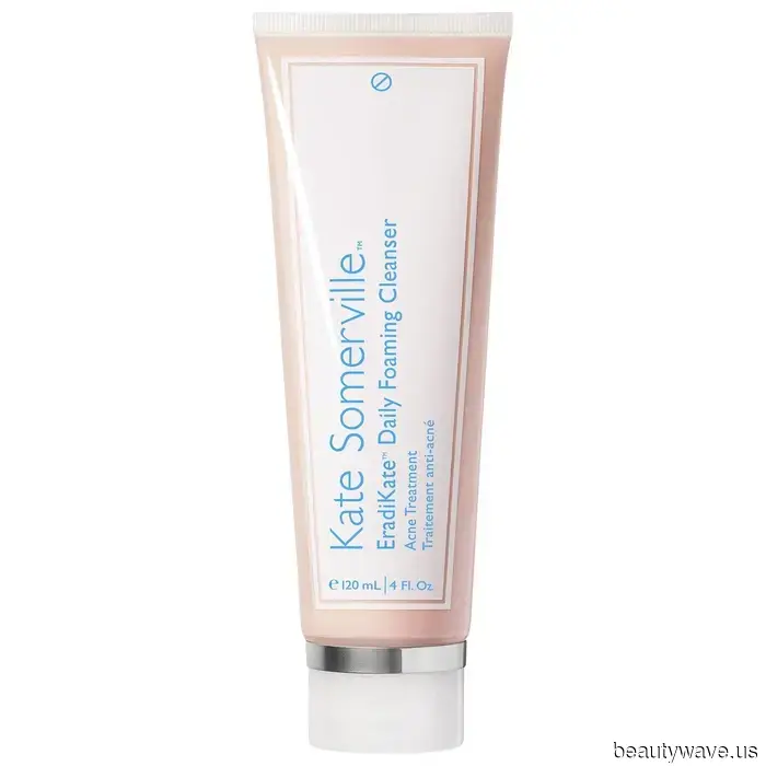 I dermatologi amano questo ingrediente "non sexy" che libera i pori, lenisce l'infiammazione e riduce il rossore.