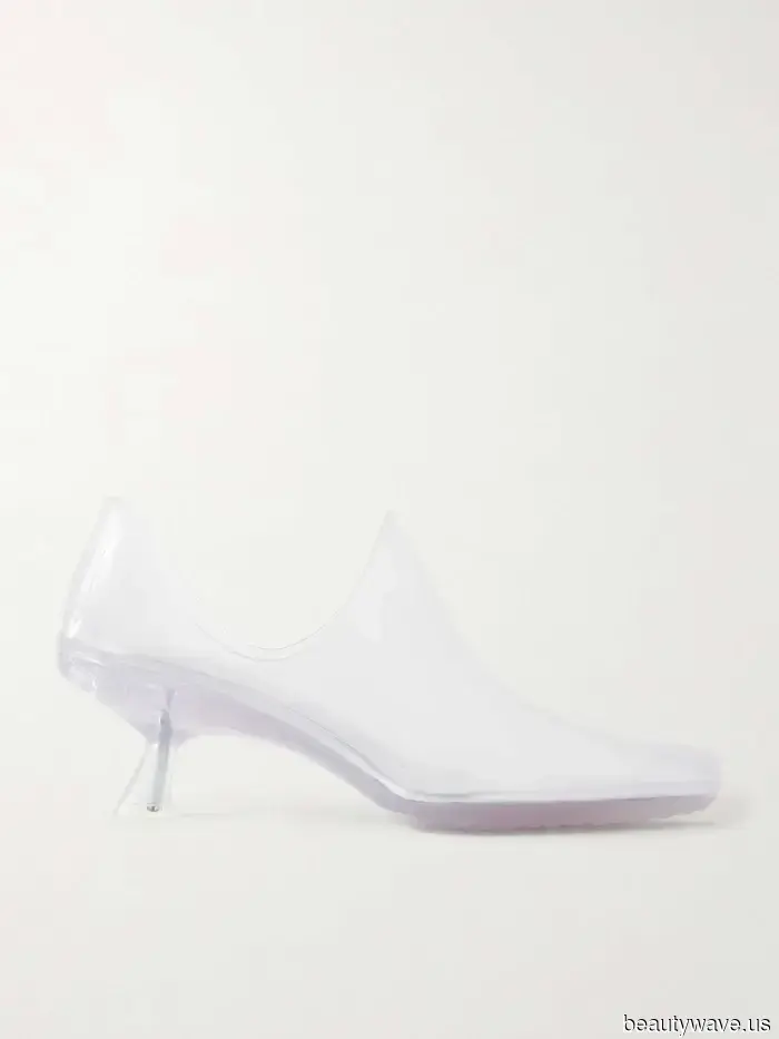 Count on Alexa Chung to make this "affordable" shoe trend appear remarkably luxurious.