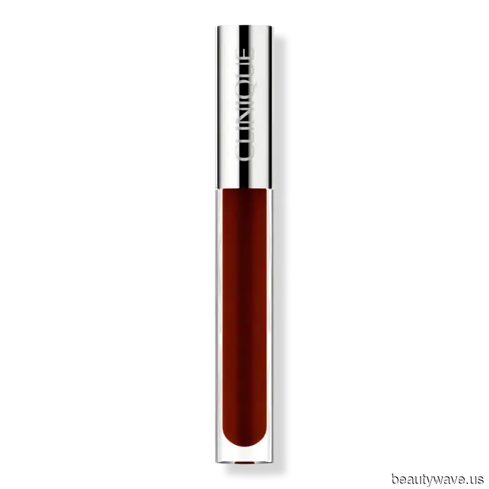 Paige Lorenze Discusses the Popular $25 Lipstick She Always Has On Hand and Her Top Wedding Opinion