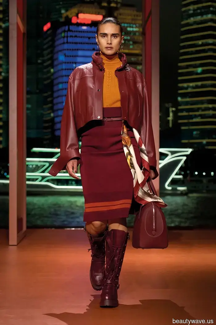 Every stylish girl you know already has these fall items on their wish lists.